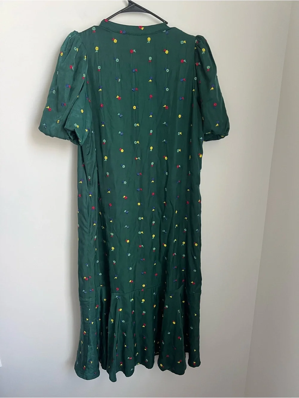 Tuckernuck Molly Midi Dress Green Embroidered Floral Women's Large